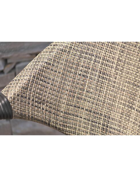 Set de jardín ushuaia-tb70 mesa redonda y 2 sillones marrones apilables de 2 pies ushuaia-ft, 70 x 74 cm de diámetro