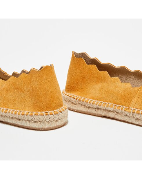 Espadrilles van leer met saffraanfluweel uit Azafran