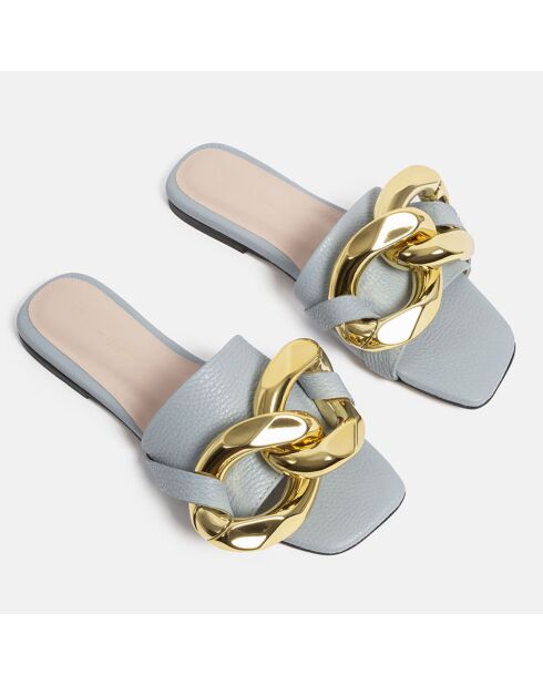 Een deel van het spel Blue Leather Mules