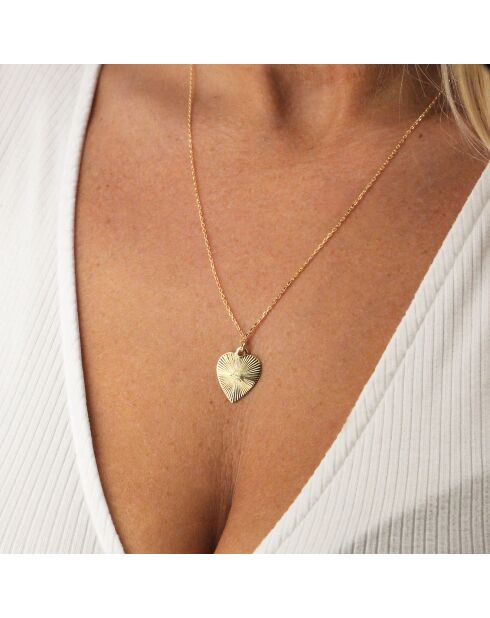 Collier Coeur Strié en laiton doré