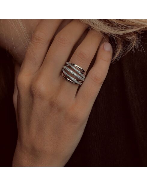 Verschlungener Ring aus Silber und Zirkonia
