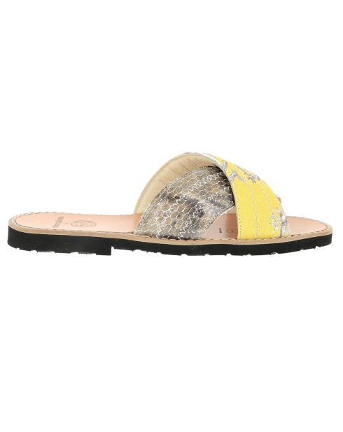 Gele muiltjes van stof en fluwelen leer van Toile de Jouy