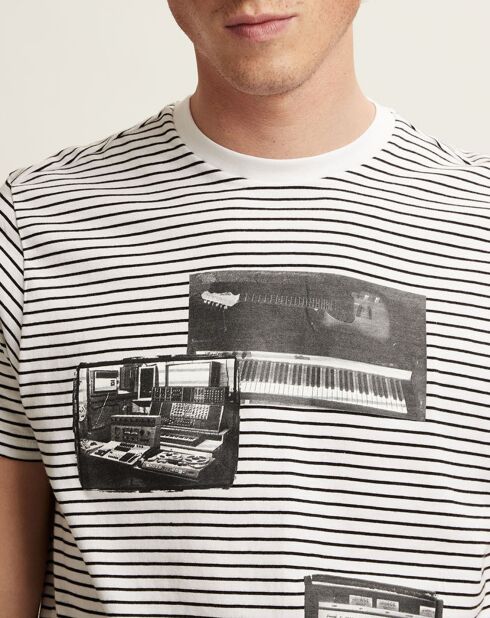 Eden weißes gestreiftes T-Shirt