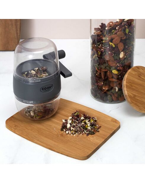 Handmatige versnipperaar voor gedroogd fruit in willekeurige kleuren grijs/bordeaux - 10x15x15,5 cm