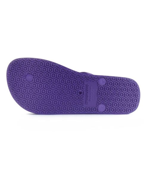 Paarse klassieke teenslippers