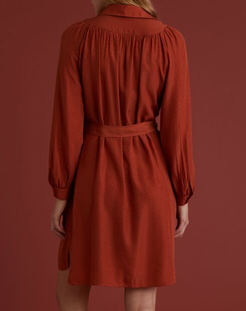 Robe en tissu façonné marron