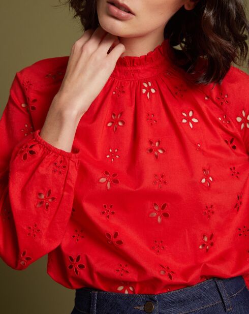 Blouse en broderie anglaise rouge