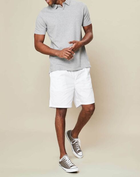 Weiße Gymnastikshorts