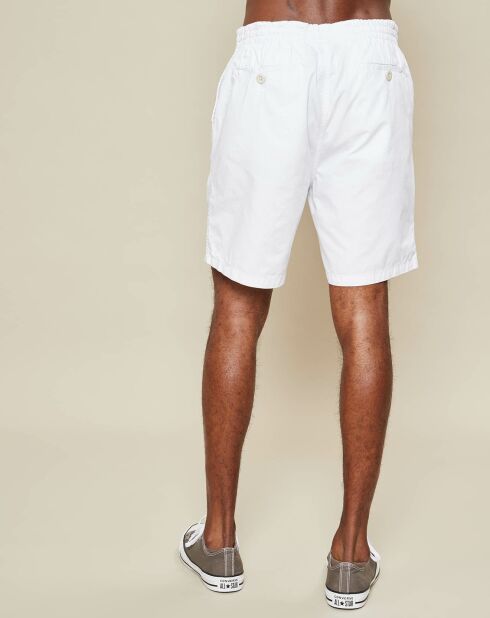 Weiße Gymnastikshorts