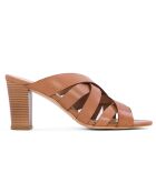 Camelkleurige leren muiltjes van Aryana - hak van 7,5 cm