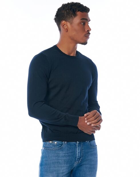 Pull Osaka marine
