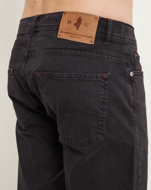 Zwarte getailleerde broek met 5 zakken