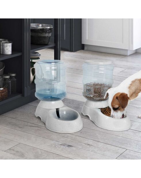 2 dispensadores de agua y comida para animales blancos