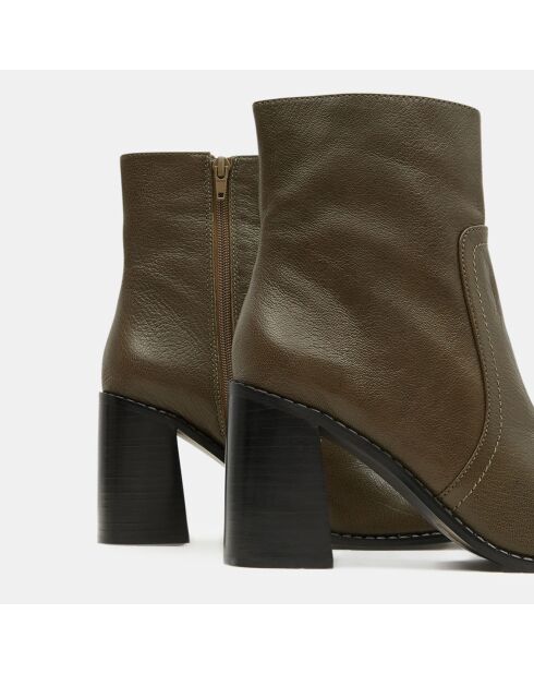 Bottines en Cuir trépointe travaillée kaki - Talon 9 cm