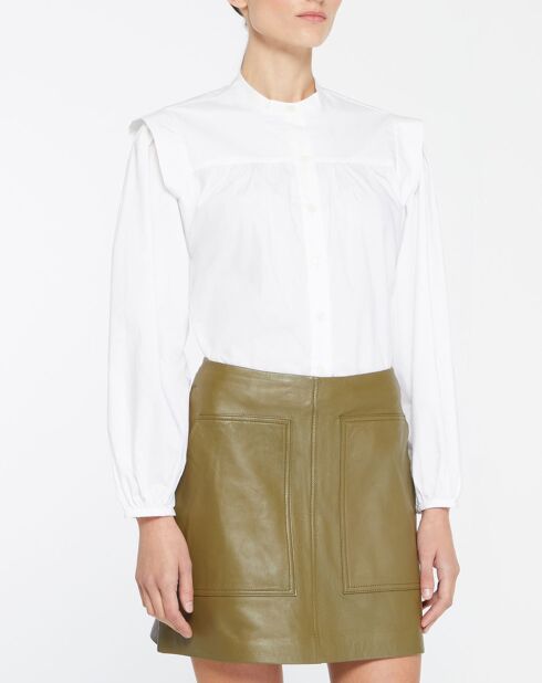 Shirt met katoenen biezen en witte armsgaten in reliëf