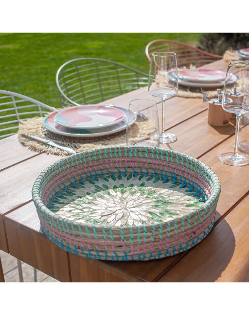 Rond dienblad van zeegras en schelpen Paros blauw/roze/groen - 33x6 cm
