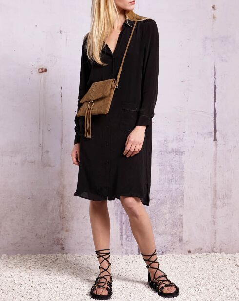 Schwarzes Qixierob-Kleid