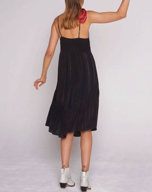 Robe Blum noire