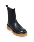 Boots en Cuir Camelia noires