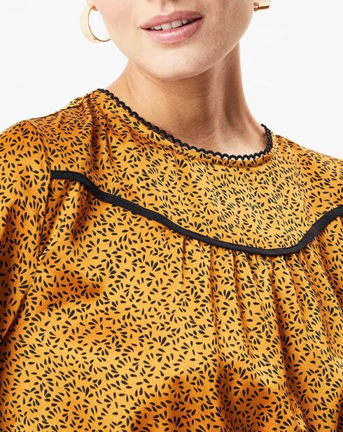 Robe Woven imprimée jaune moutarde