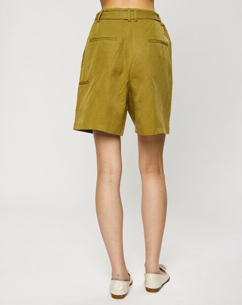 Short bermuda avec ceinture vert olive
