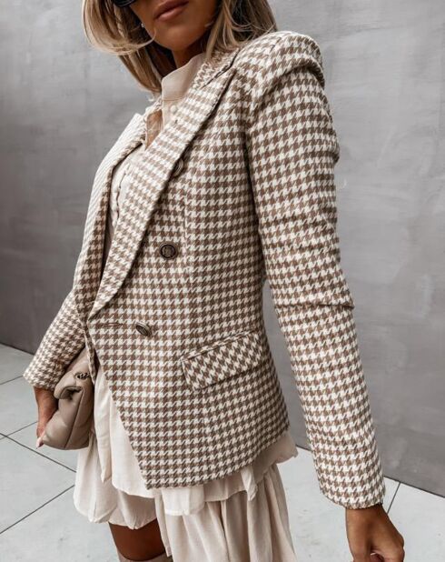 Blazer Ada kaki