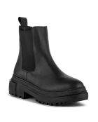 Boots Della noires