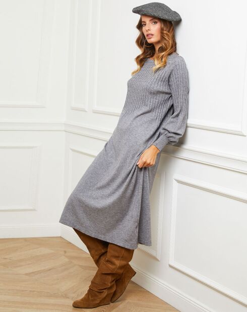 Robe Douve grise