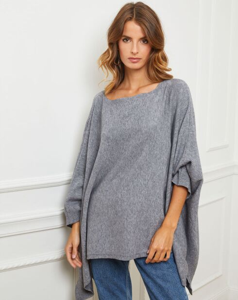 Poncho Goccha gris