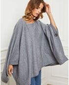 Poncho Goccha gris
