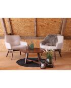 Silla de salón con patas de nogal London sand - 65x63x73 cm