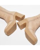 Stivali in pelle verniciata beige - tacco 9,5 cm