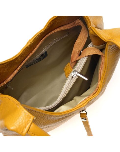 Sac hobo en Cuir moutarde - 39x34x8.5 cm