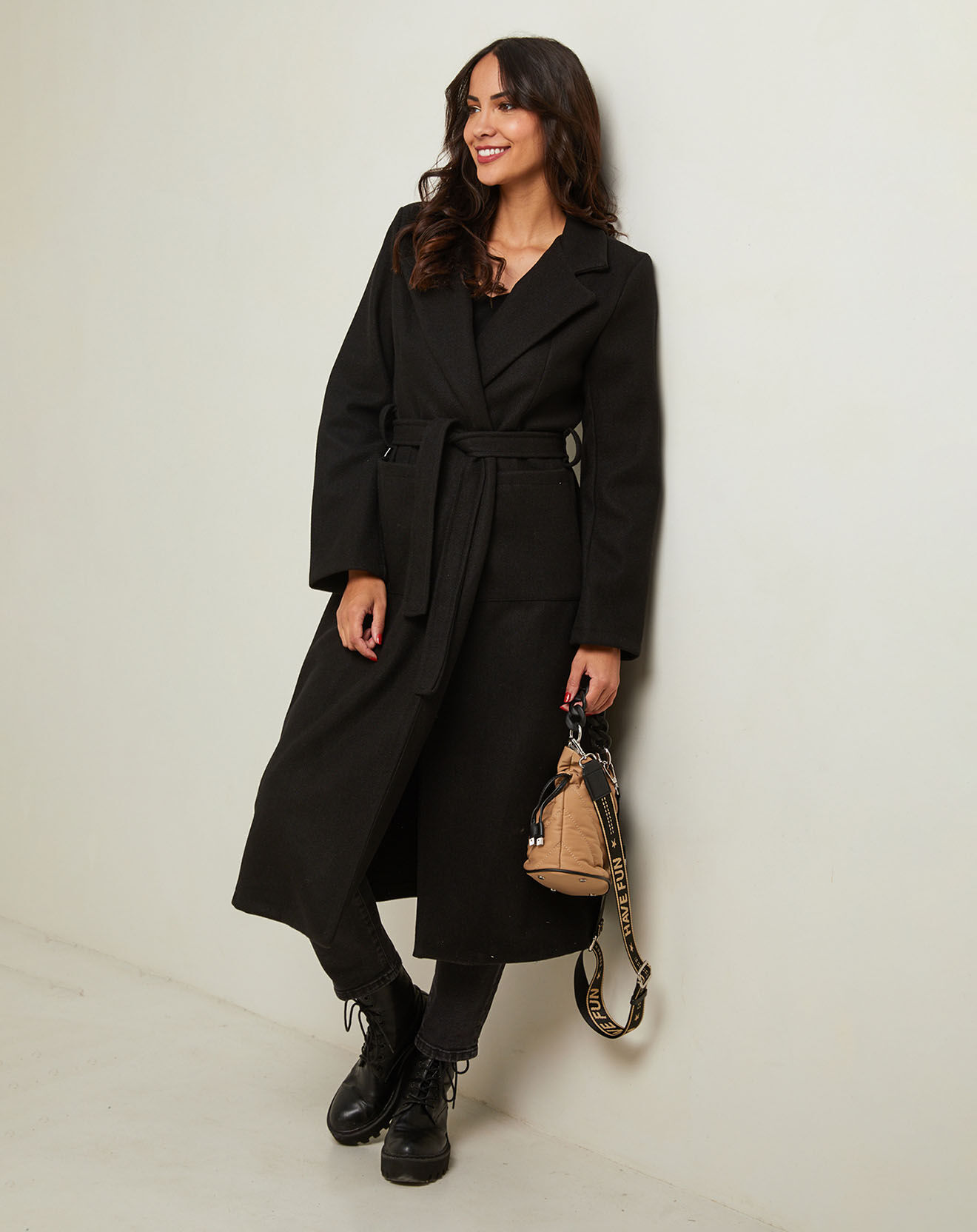 Manteau Poly noir Vente privée Le Comptoir du Manteau BazarChic
