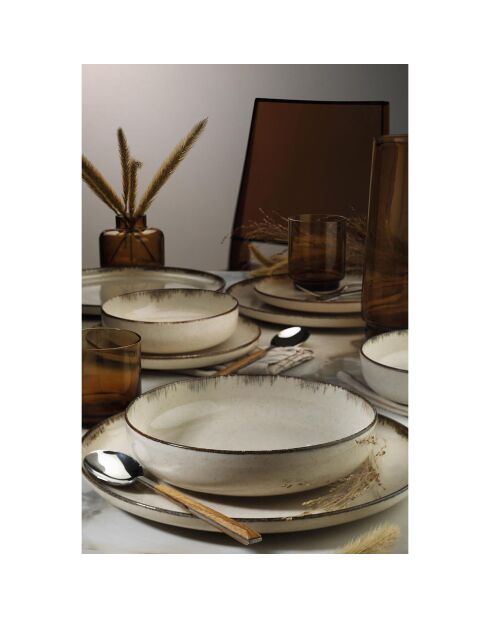 Set de vajilla de porcelana color crema - 16 piezas