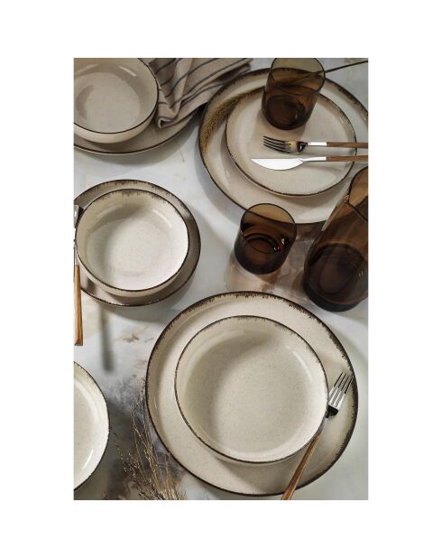 Set de vajilla de porcelana color crema - 16 piezas