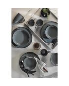 Service de table en porcelaine gris - 16 Pièces
