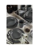 Service de table en porcelaine gris - 16 Pièces