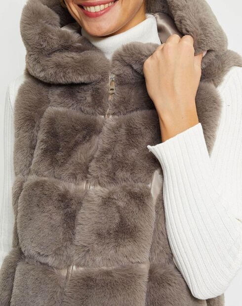 Veste en fausse fourrure Fresh taupe