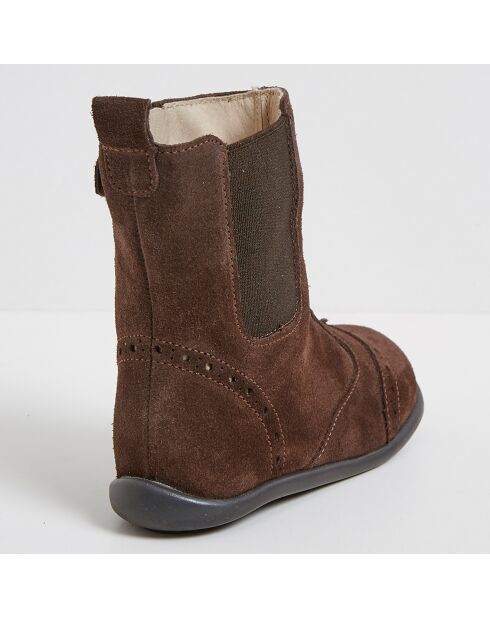 Boots en Velours de Cuir bout fleuri marron foncé