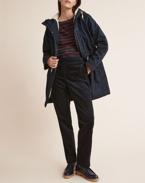 Donkerblauwe parka met sherpavoering