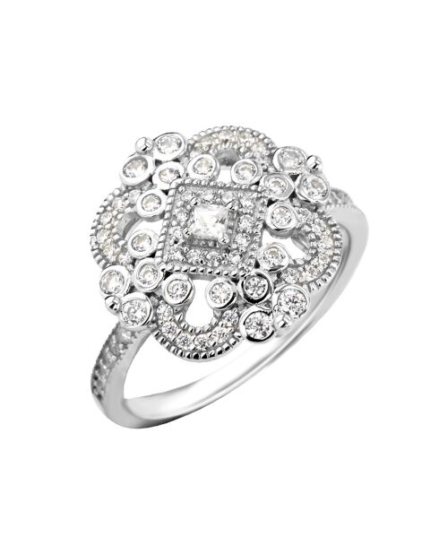 Ring met gerhodineerde zilveren en witte zirkonia