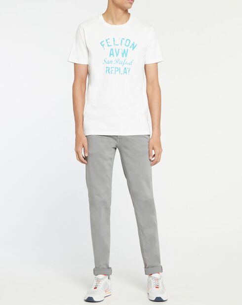 Camiseta de manga corta con el logotipo blanco de Falton