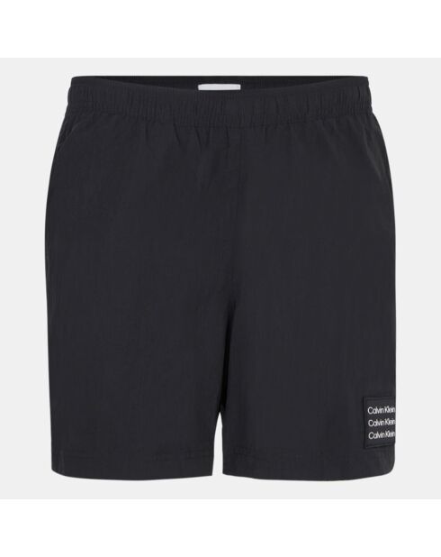Klassische schwarze Badeshorts