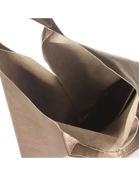 Bolso Evelyn de piel en oro rosa - 37x7x40 cm