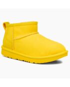 Boots fourrées Laine en Velours de Cuir  Classic Ultra Mini jaunes