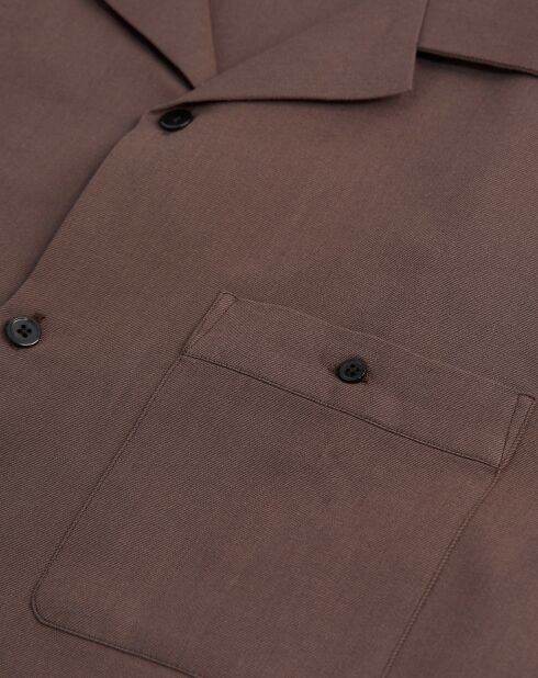 Camicia fluente marrone con colletto hawaiano