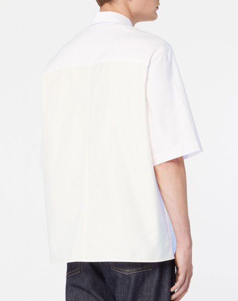 Wit ruimvallend overhemd met korte mouwen