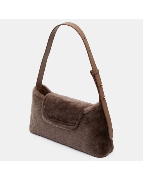 Sac enveloppe en Cuir & Peau Shearli marron foncé 16x28x6 cm