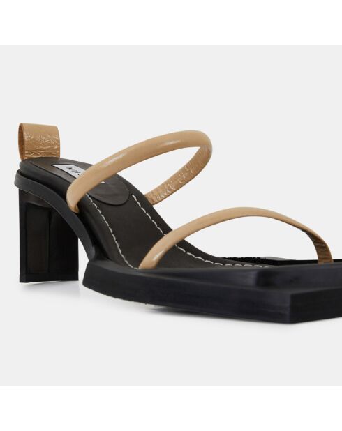 Mules de charol beige - tacón de 6 cm